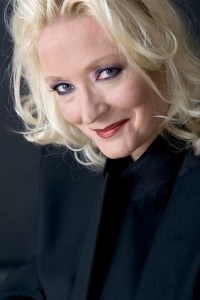 Portrait-miranda-van-kralingen